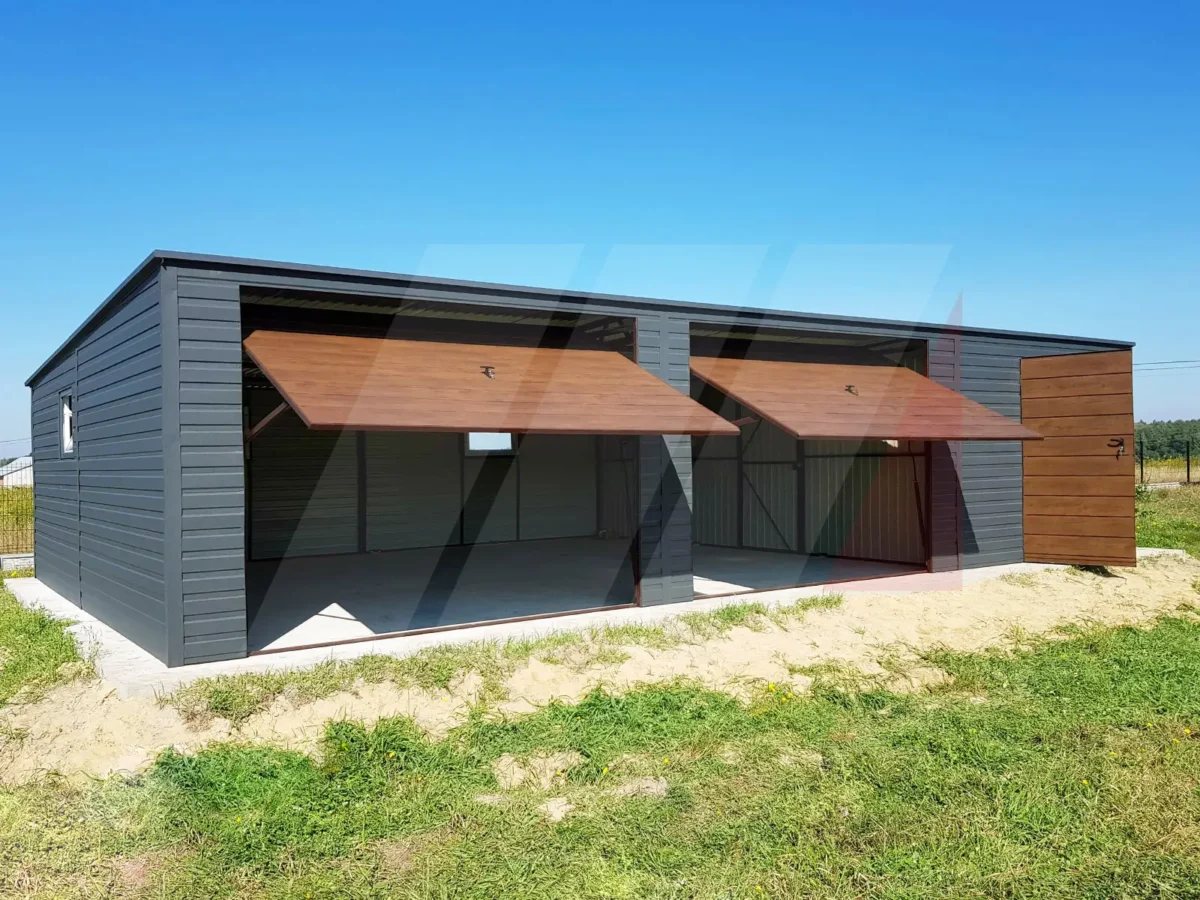 Garáž z trapézového plechu grafit 10m x 6m výklopné brány ořech