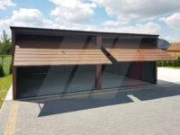 Dvougaráž z trapézového plechu ořech 6m x 6m výklopné brány