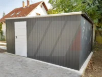 Garáž z trapézového plechu grafit s vertikálním panelem 3.5m x 5m
