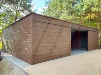 Trojgaráž z trapézového plechu ořech 9m x 6m