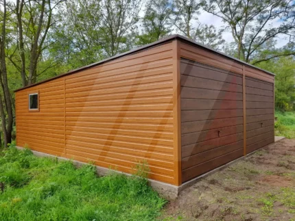 Průvodce plechovými garážemi Ochrana vašeho auta po celý rok a ještě mnohem víc! | Kontaktujte nás