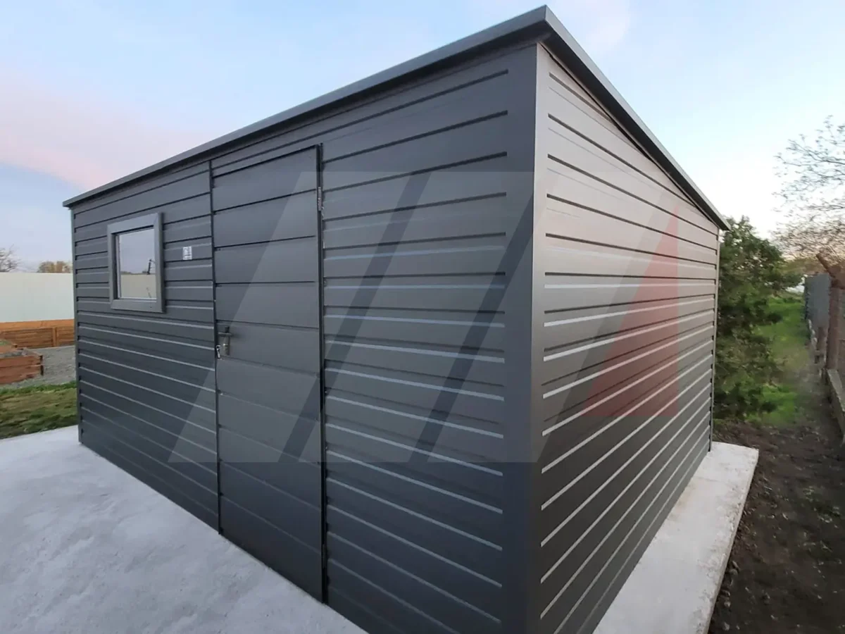 Zahradní nářaďový domek 5m x 4m se střechou se sklonem dozadu