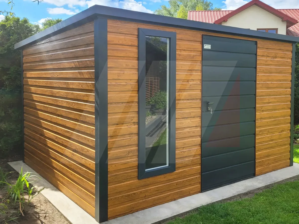 Zahradní a nářaďové domky se spádem dozadu