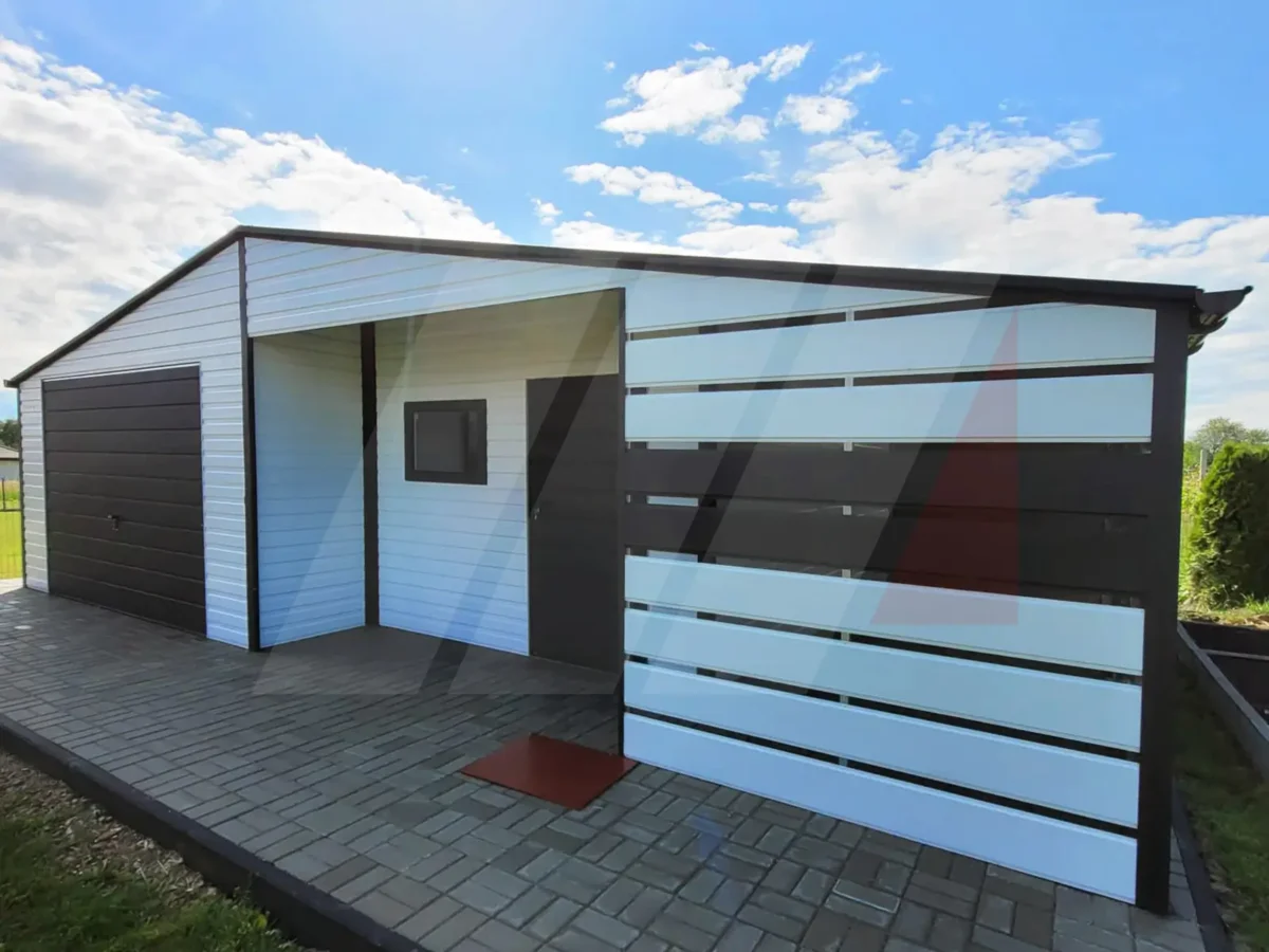 Plechová garáž 9m x 6m s technickou místností 2m x 6m