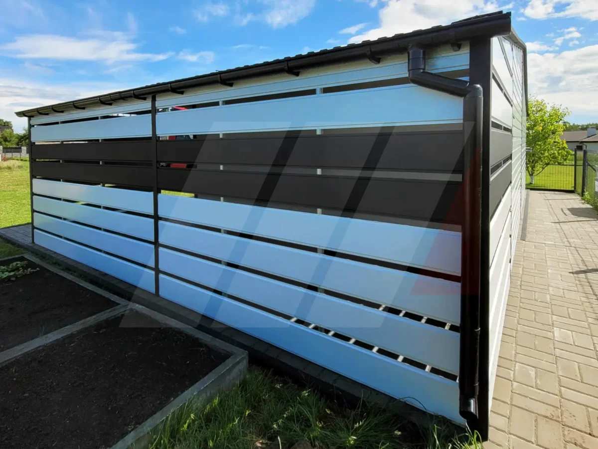 Plechová garáž 9m x 6m s technickou místností 2m x 6m