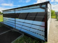 Plechová garáž 9m x 6m s technickou místností 2m x 6m