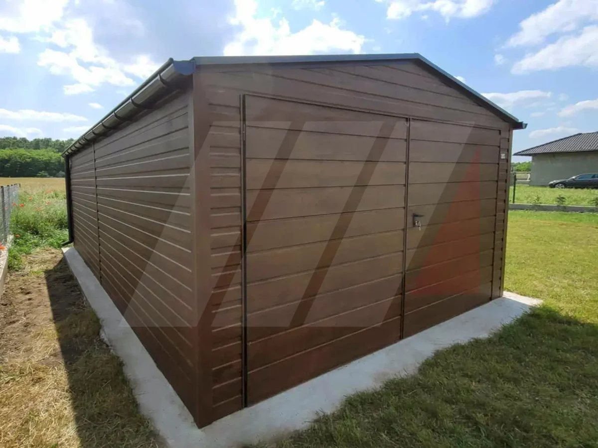 Plechová garáž se sedlovou střechou 3.5m x 5m dvoukřídlá brána