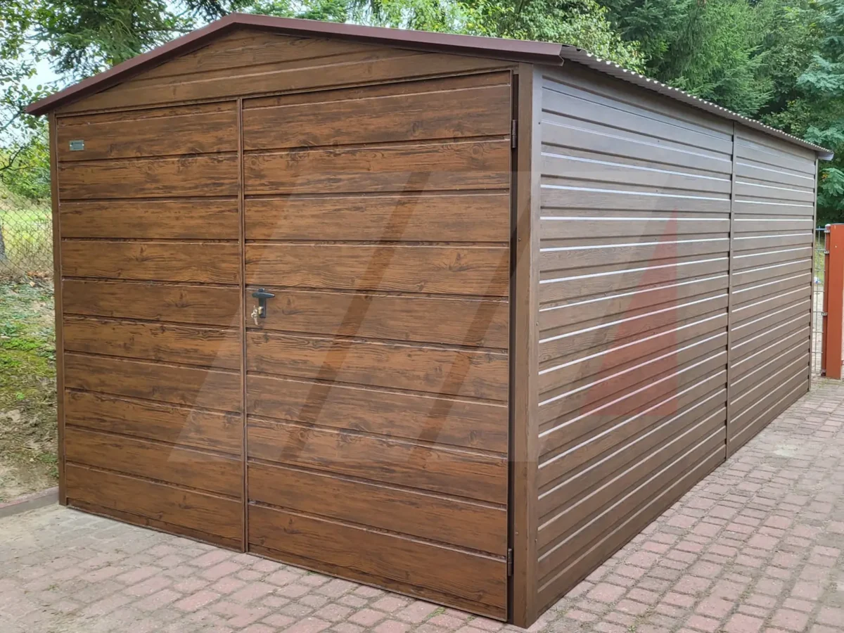 Garáž z trapézového plechu se sedlovou střechou 3m x 5m