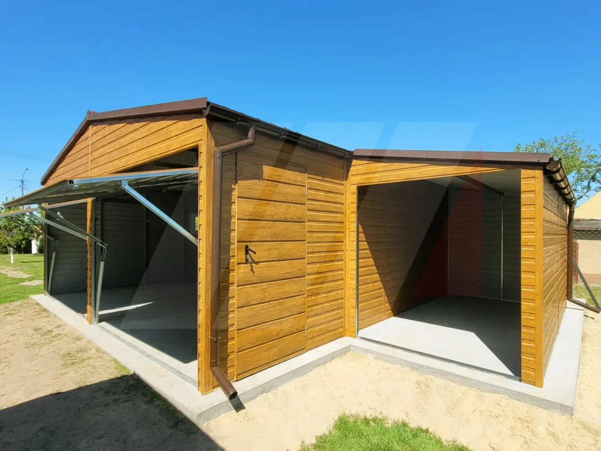 Plechová dvoustáníková garáž 6m x 6m plus přístřešek 2m x 4m