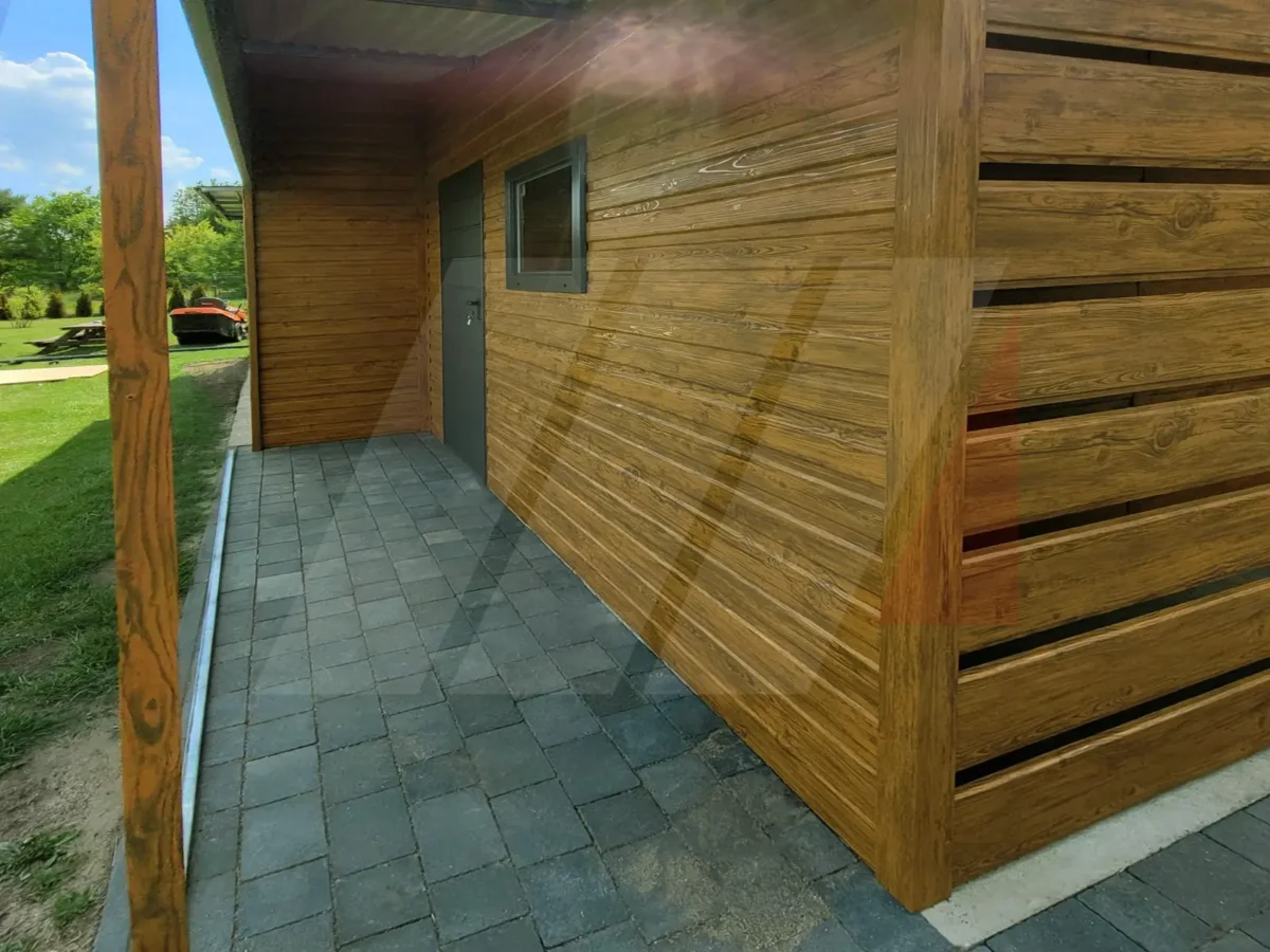 Dvoupodlažní plechová garáž 9m x 6m s přístřeškem a nikou