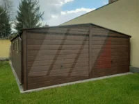 Dvojitá plechová garáž ořechová 6m x 6m sedlová střecha